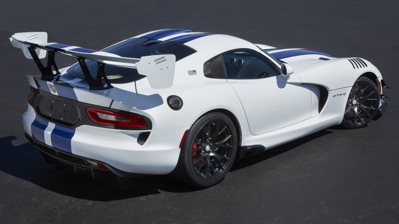 Viper fans are at the Nurburgring to reclaim production-car speed record